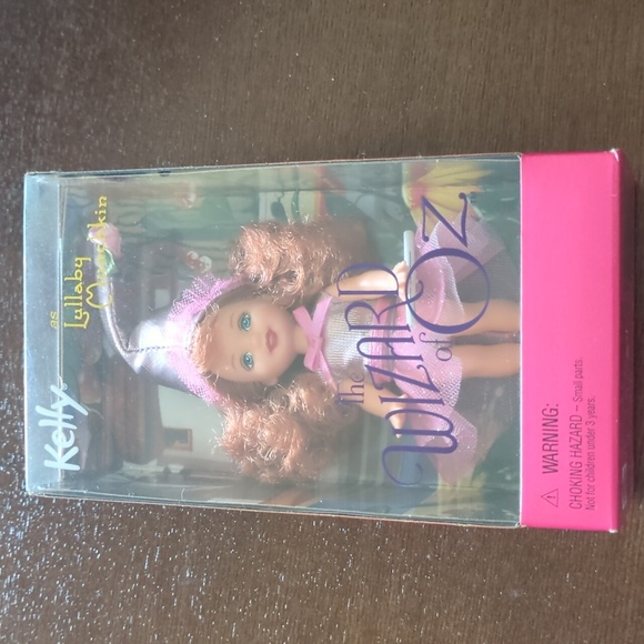 Lullaby munchkin wizard of Oz barbie - Picture 1 of 3